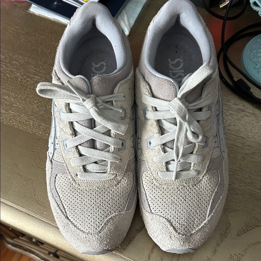 Asics Light Gray Athletic Shoes